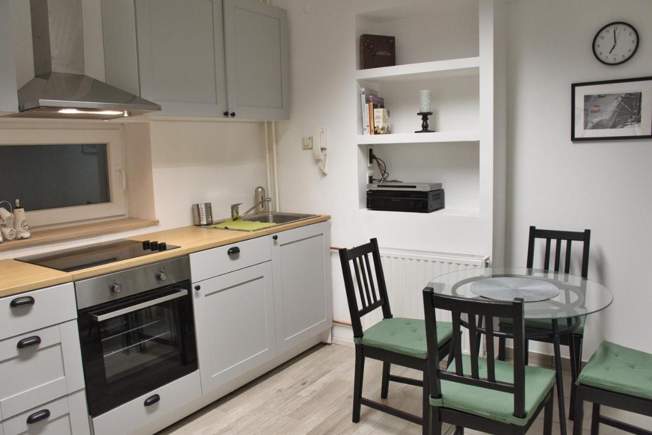 Apartment Anna - Free Pickup From Or Dropoff To Zagreb Airport At Any Time, Please Give Three Days Advance Notice - Long-Term Parking With Airport Transport Possibility Velika Gorica Exterior foto
